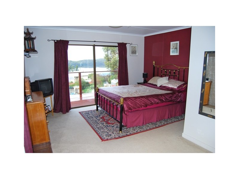 7 Augustus Street, Beauty Point TAS 7270