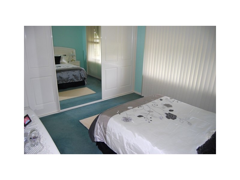 1 Nairana Street, Gravelly Beach TAS 7276