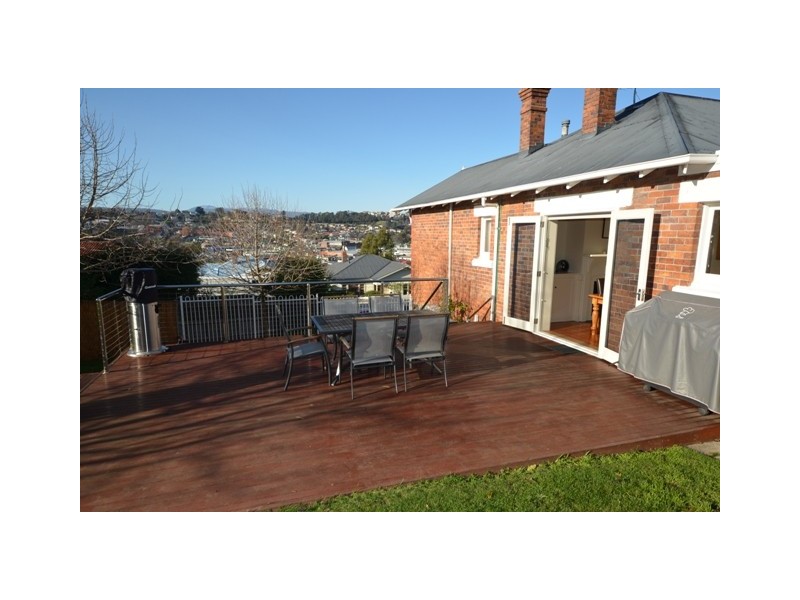 15 Rocklynn Place, West Launceston TAS 7250