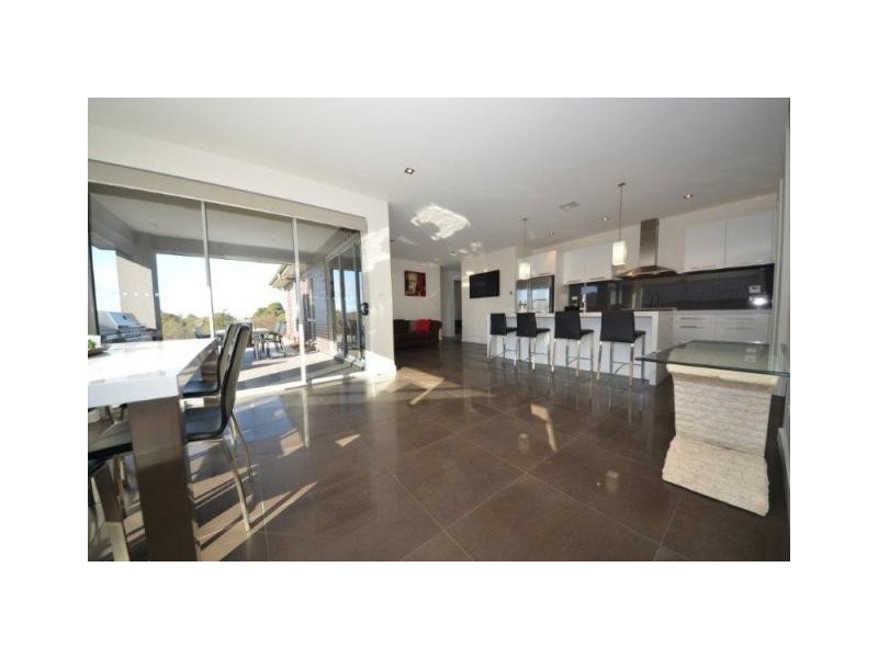 8 Gladstone Place, Prospect TAS 7250