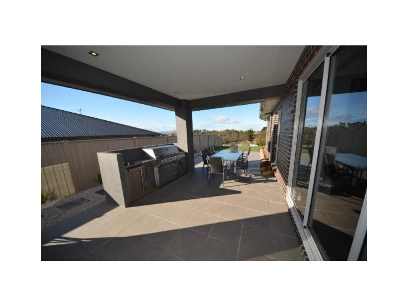 8 Gladstone Place, Prospect TAS 7250
