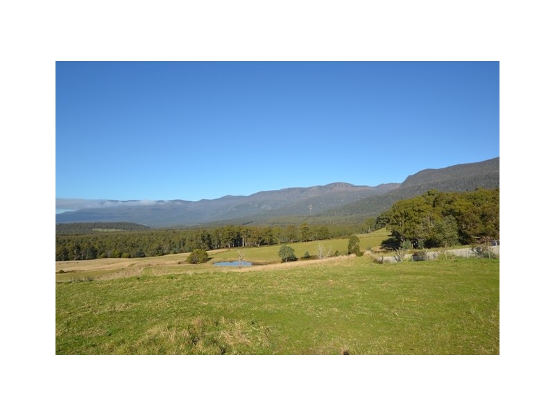 121 Boons Road, Blackwood Creek TAS 7301