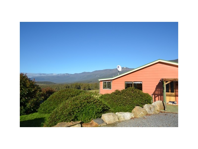 121 Boons Road, Blackwood Creek TAS 7301