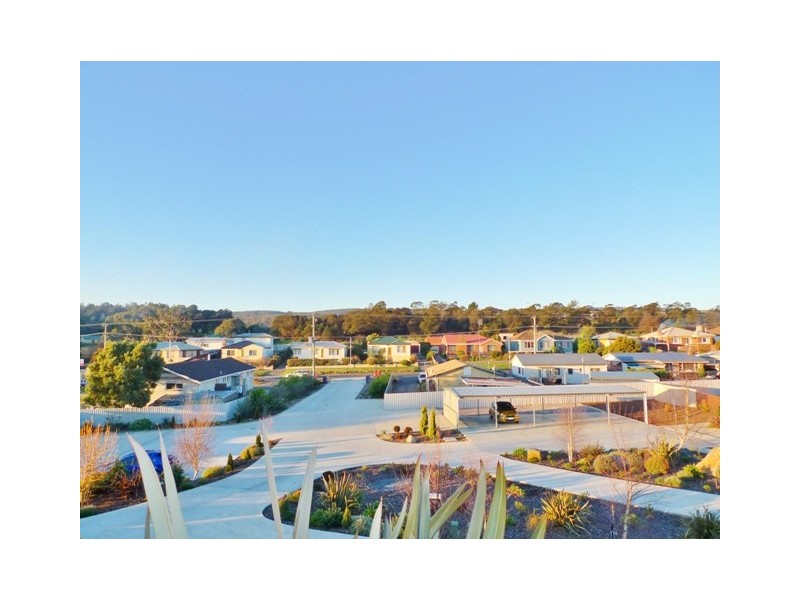 Unit 8 / 6a Ravenswood Road, Ravenswood TAS 7250