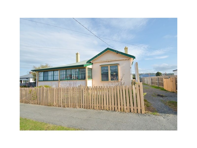 9 Napier Street, Youngtown TAS 7249