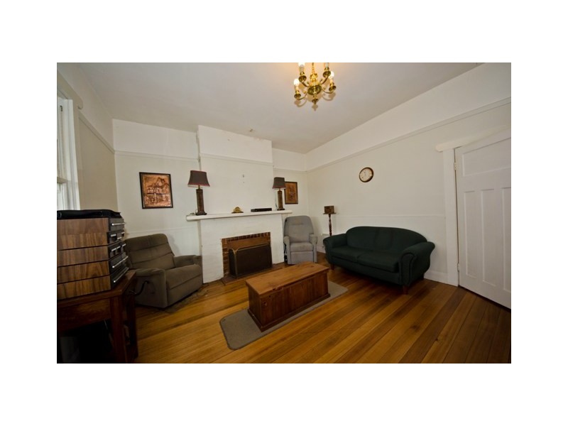 9 Napier Street, Youngtown TAS 7249