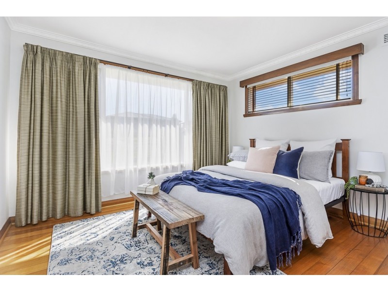 16 Arnold Street, Newnham TAS 7248