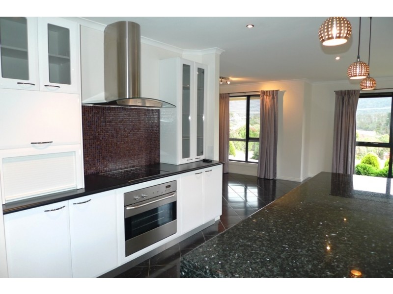 48 Bayview Drive, Blackstone Heights TAS 7250