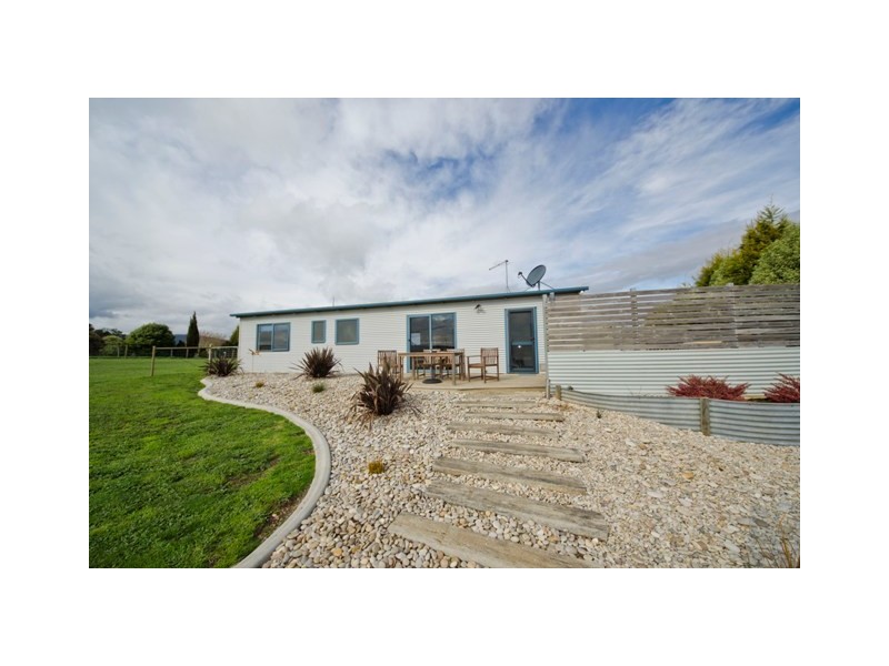 8 Pedley Place, Legana TAS 7277