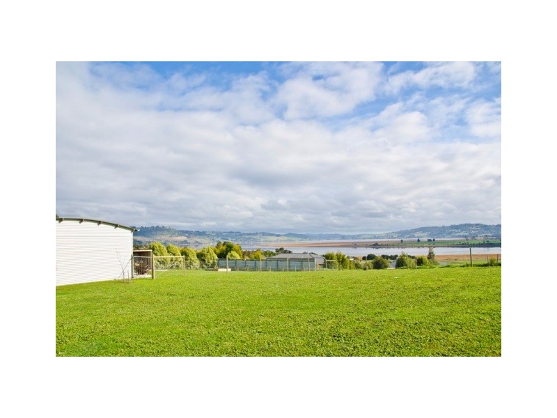 8 Pedley Place, Legana TAS 7277