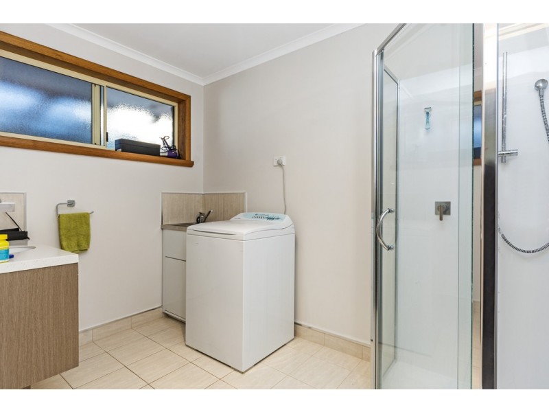 2/104 Pomona Road, Riverside TAS 7250