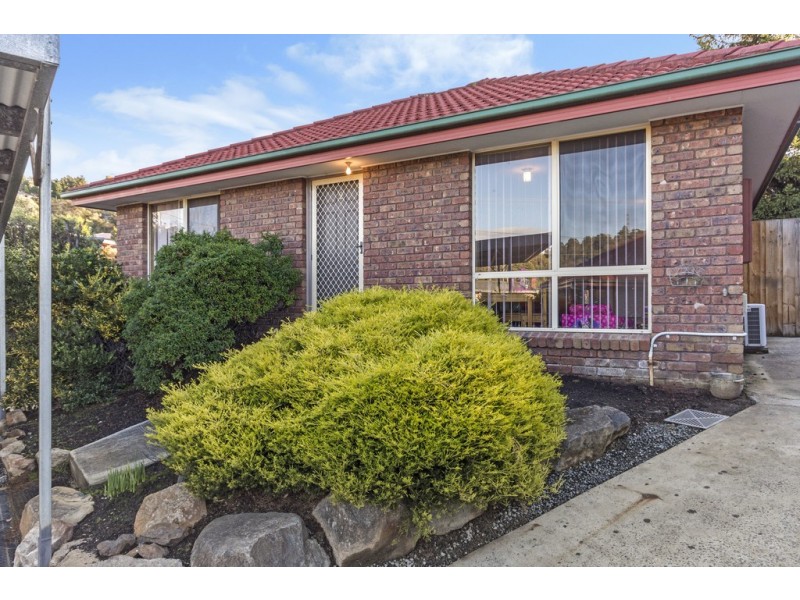 2/104 Pomona Road, Riverside TAS 7250