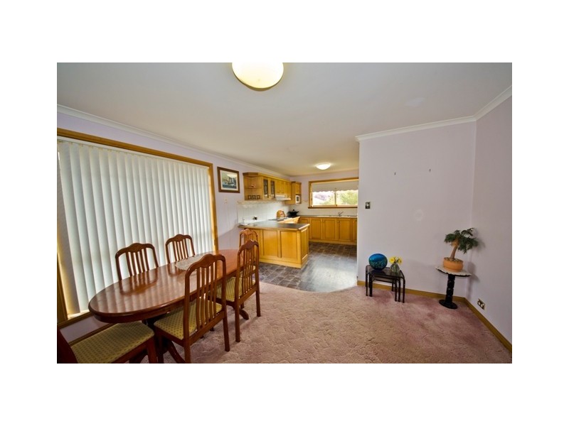7 Rothesay Close, Newnham TAS 7248