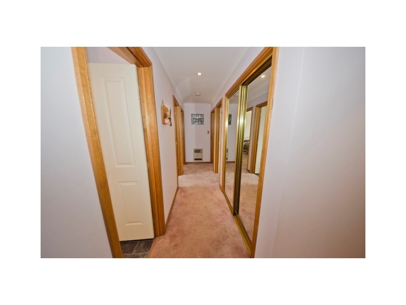 7 Rothesay Close, Newnham TAS 7248