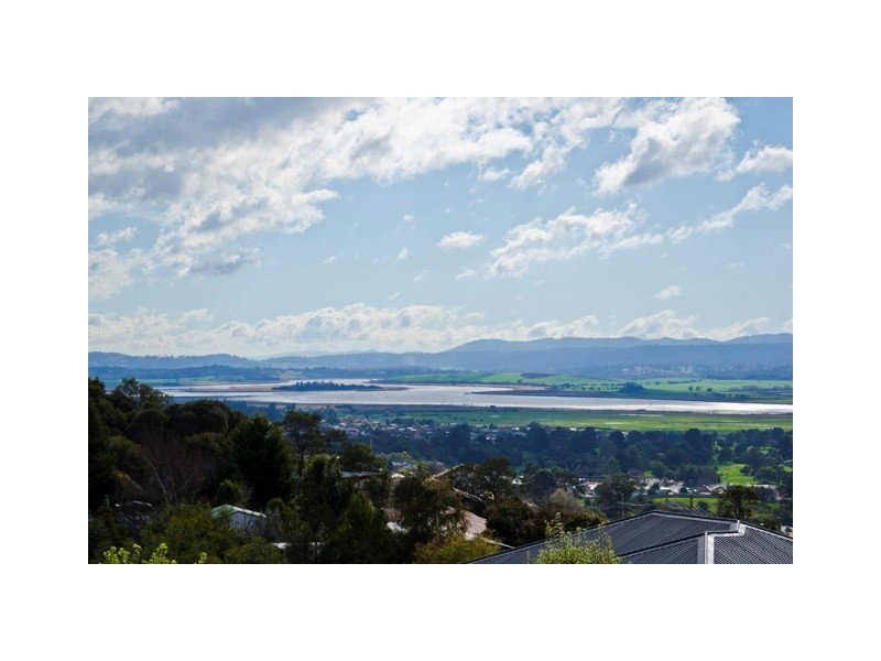 61 Lachlan Parade, Trevallyn TAS 7250