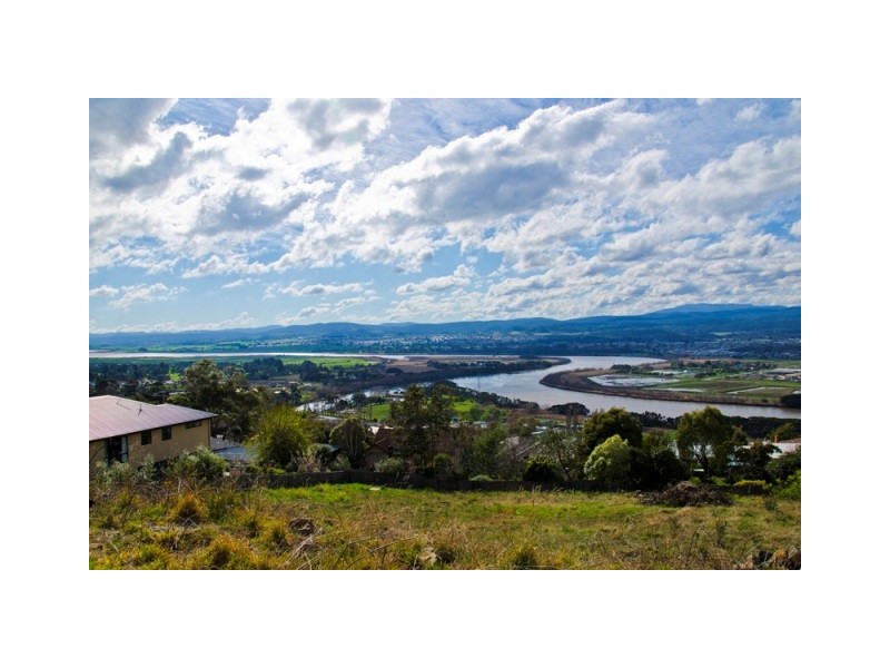 61 Lachlan Parade, Trevallyn TAS 7250