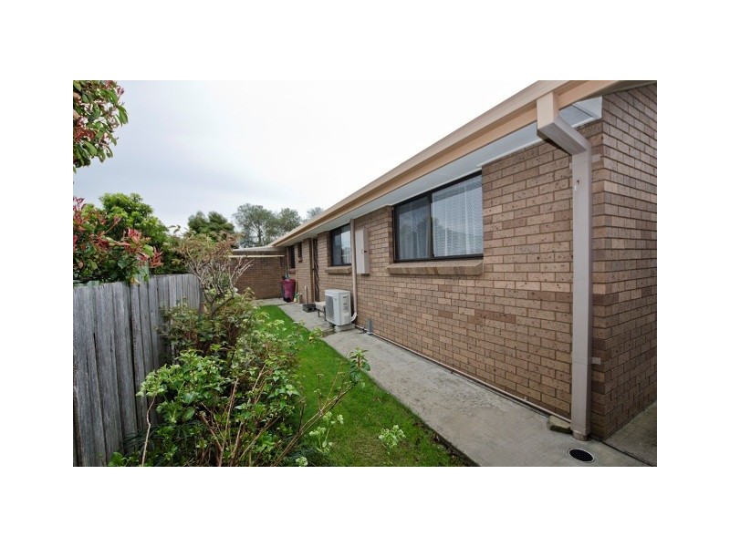 2/31 Vaux Street, West Launceston TAS 7250
