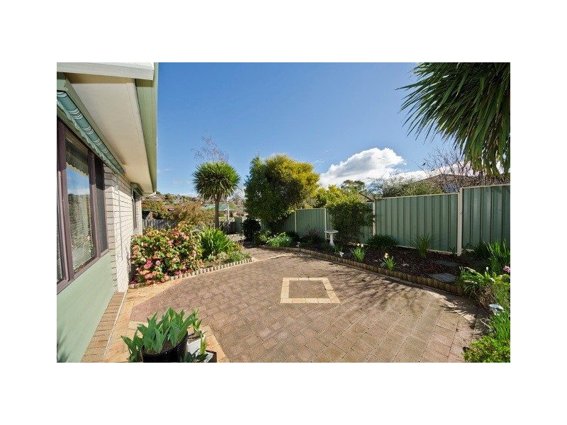 4 Hall Court, Summerhill TAS 7250