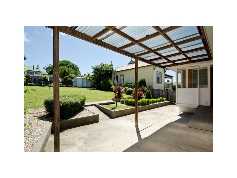 9 Conway Street, Mowbray TAS 7248