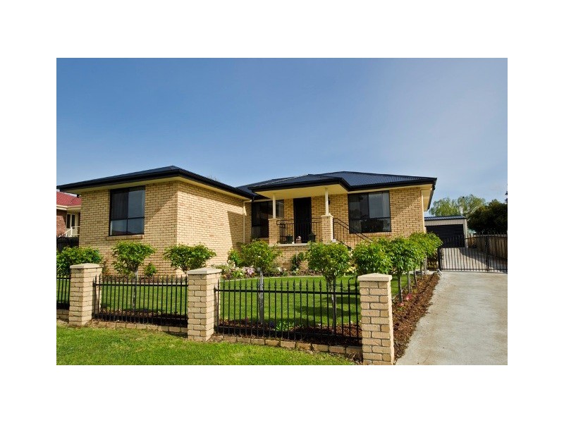 8 Knox Street, Prospect Vale TAS 7250