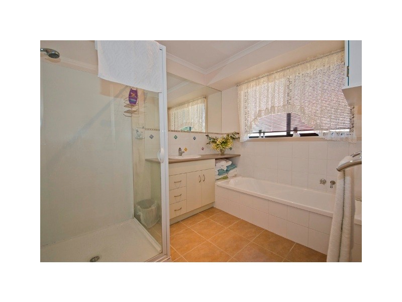 8 Knox Street, Prospect Vale TAS 7250