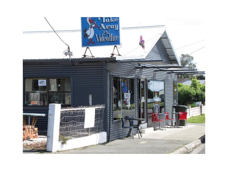 9 Esplanade, Beauty Point TAS 7270