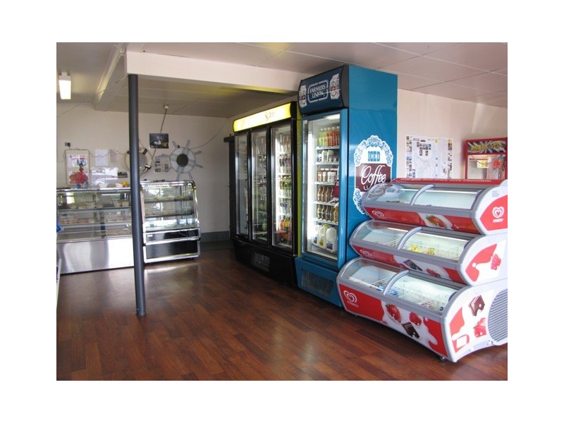 9 Esplanade, Beauty Point TAS 7270