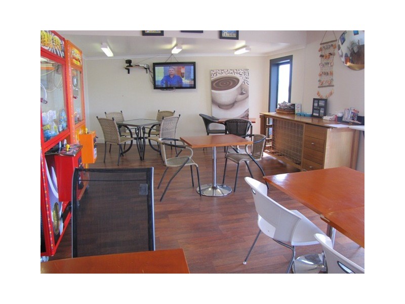 9 Esplanade, Beauty Point TAS 7270