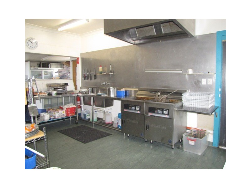 9 Esplanade, Beauty Point TAS 7270