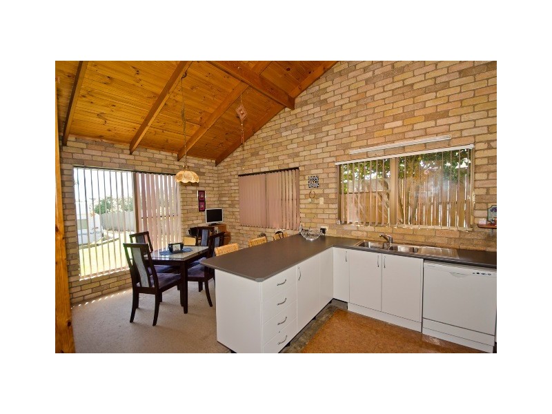 40 Ross Street, Beauty Point TAS 7270