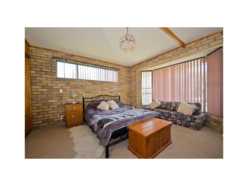 40 Ross Street, Beauty Point TAS 7270