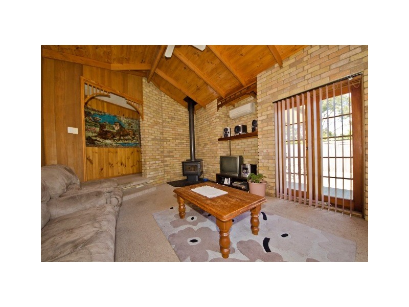 40 Ross Street, Beauty Point TAS 7270