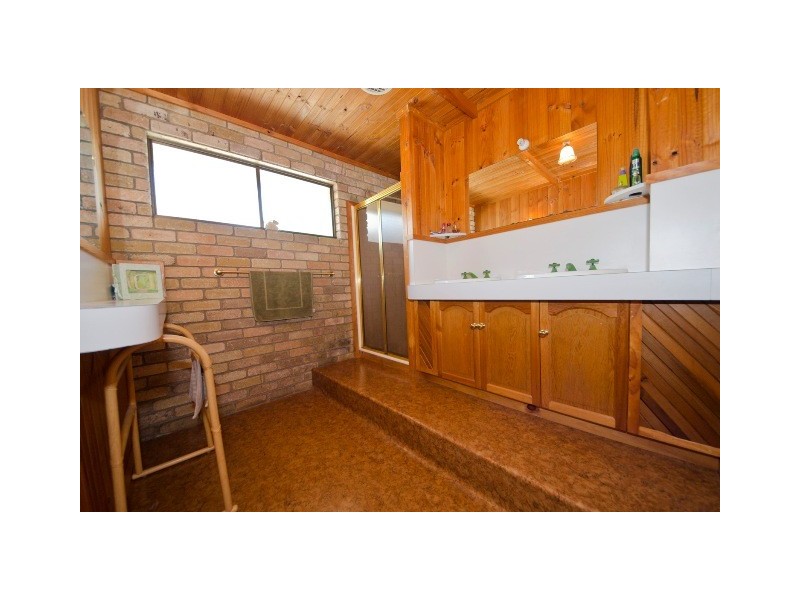 40 Ross Street, Beauty Point TAS 7270