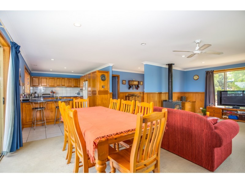 239-255 Weld Street, Beaconsfield TAS 7270