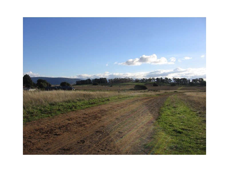 88-112 Clare Street, Campbell Town TAS 7210