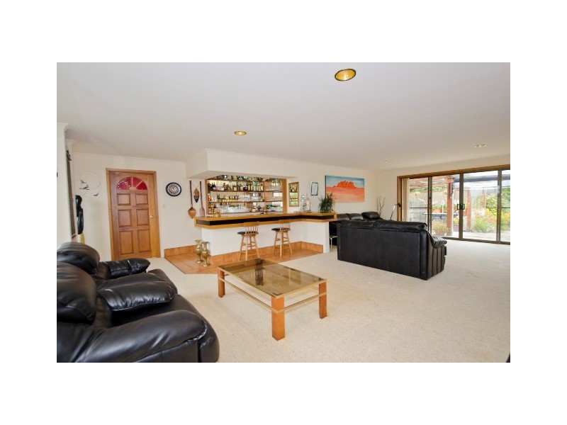 5 Zenith Court, Blackstone Heights TAS 7250