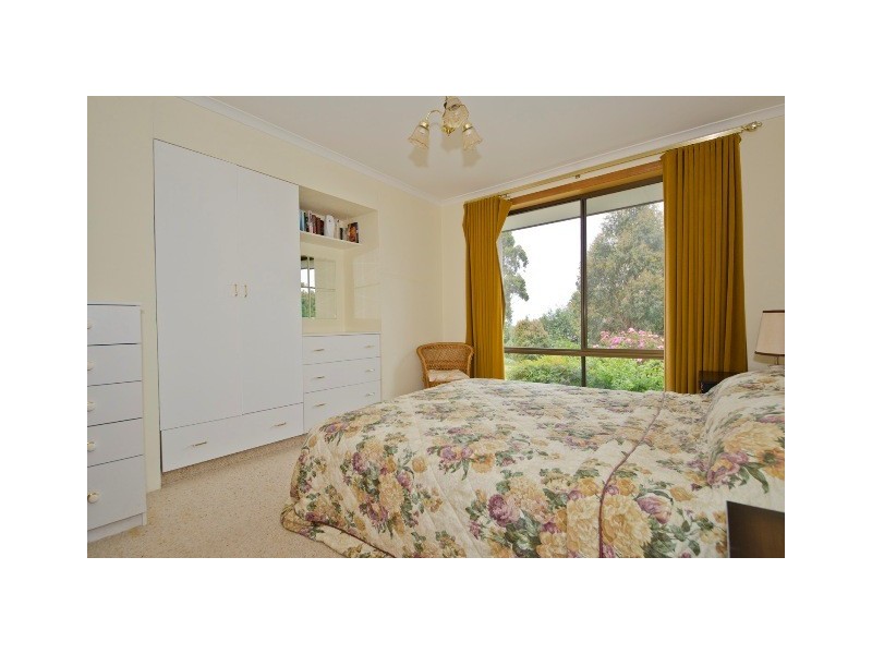 5 Zenith Court, Blackstone Heights TAS 7250