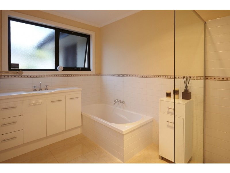 21 Clearview Avenue, Trevallyn TAS 7250