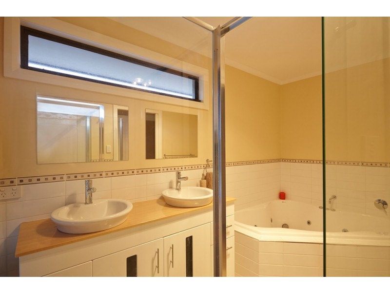 21 Clearview Avenue, Trevallyn TAS 7250