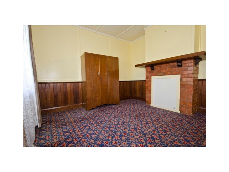 9 Charles Street, Cressy TAS 7302