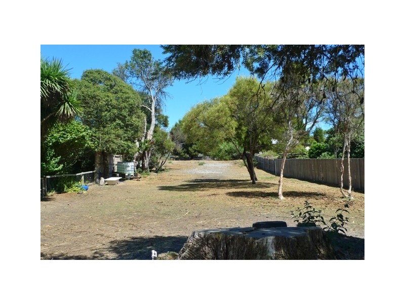 61 Beach Road, Gravelly Beach TAS 7276