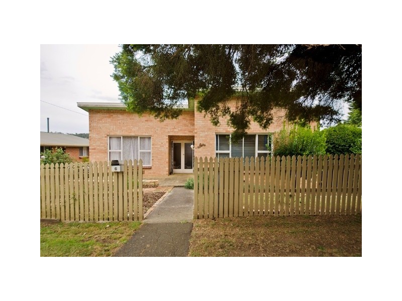 6 Chungon Crescent, South Launceston TAS 7249