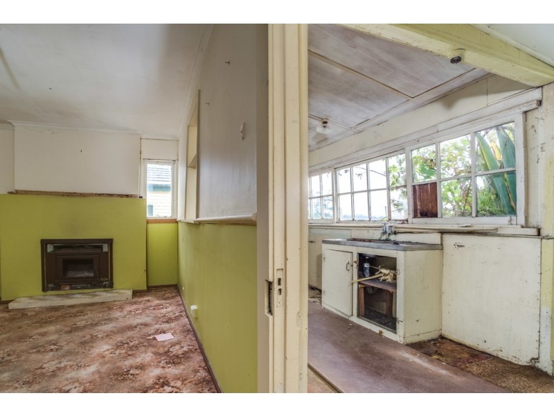 12 Kitchener Avenue, Beauty Point TAS 7270