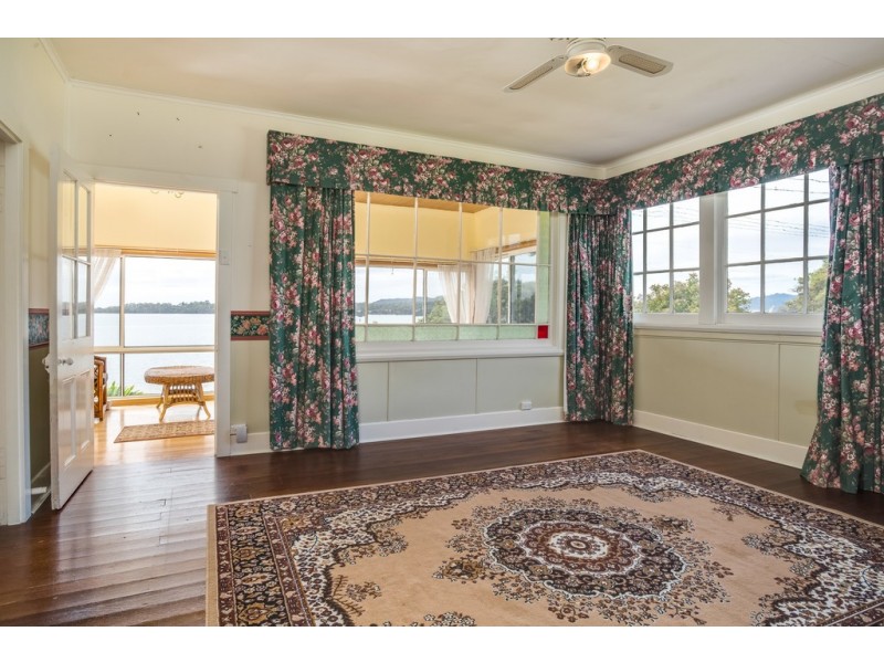 215 Flinders Street, Beauty Point TAS 7270