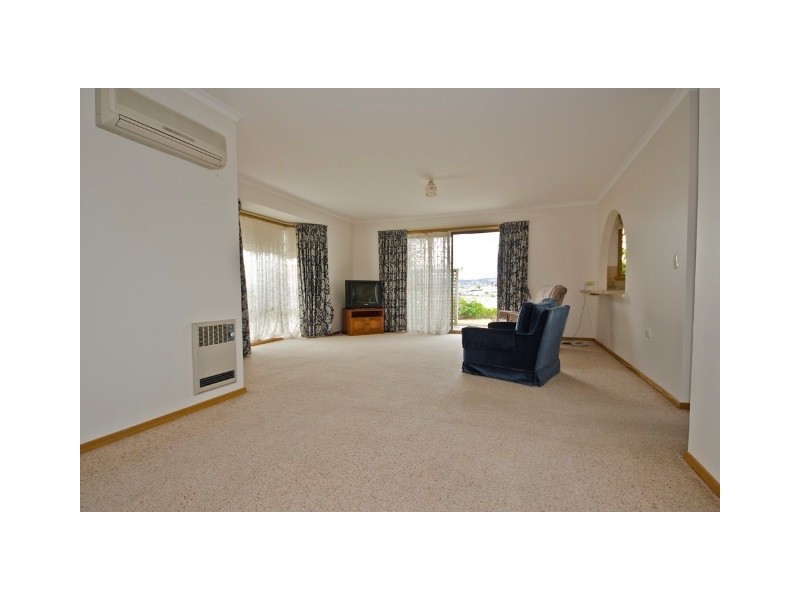 2 Emily Close, Riverside TAS 7250