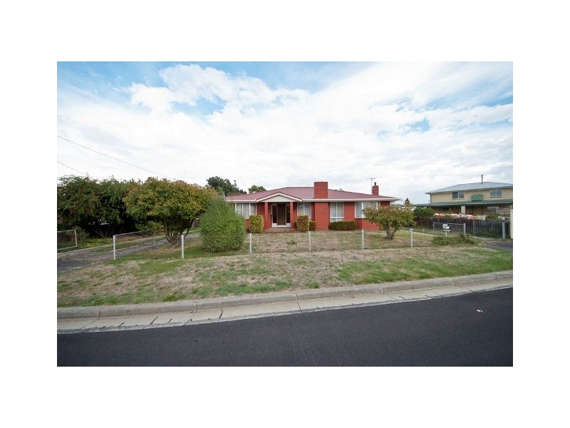 24 Drummond Crescent, Perth TAS 7300