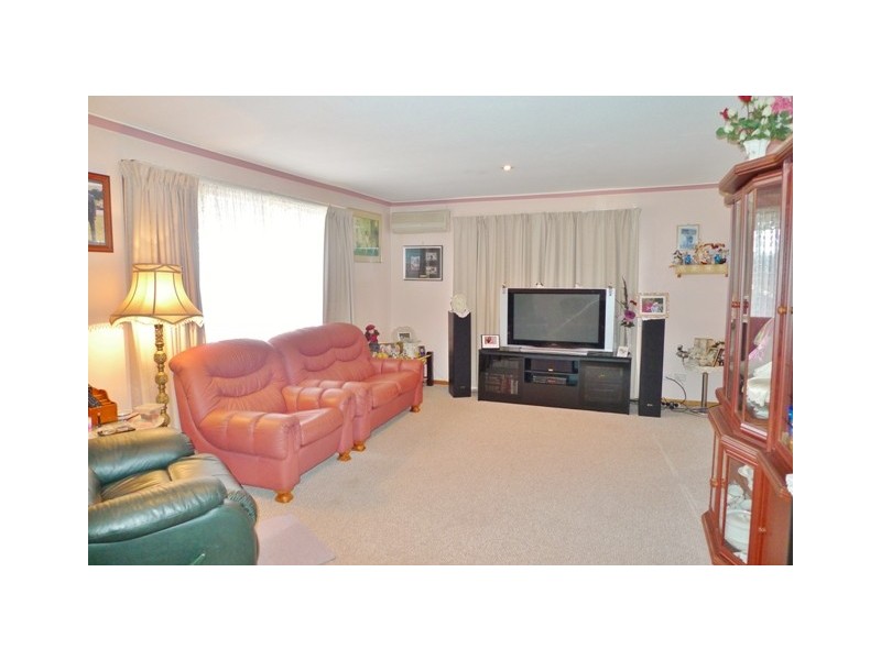 35 Bronzewing Avenue, Newnham TAS 7248