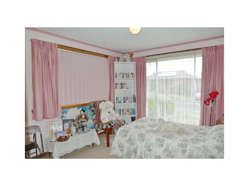 35 Bronzewing Avenue, Newnham TAS 7248