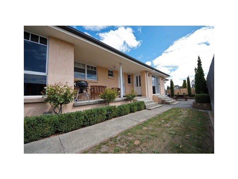 8 Trafalgar Drive, Prospect Vale TAS 7250