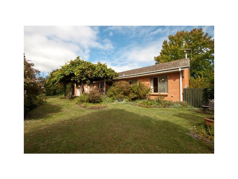 156 Main Road, Exeter TAS 7275